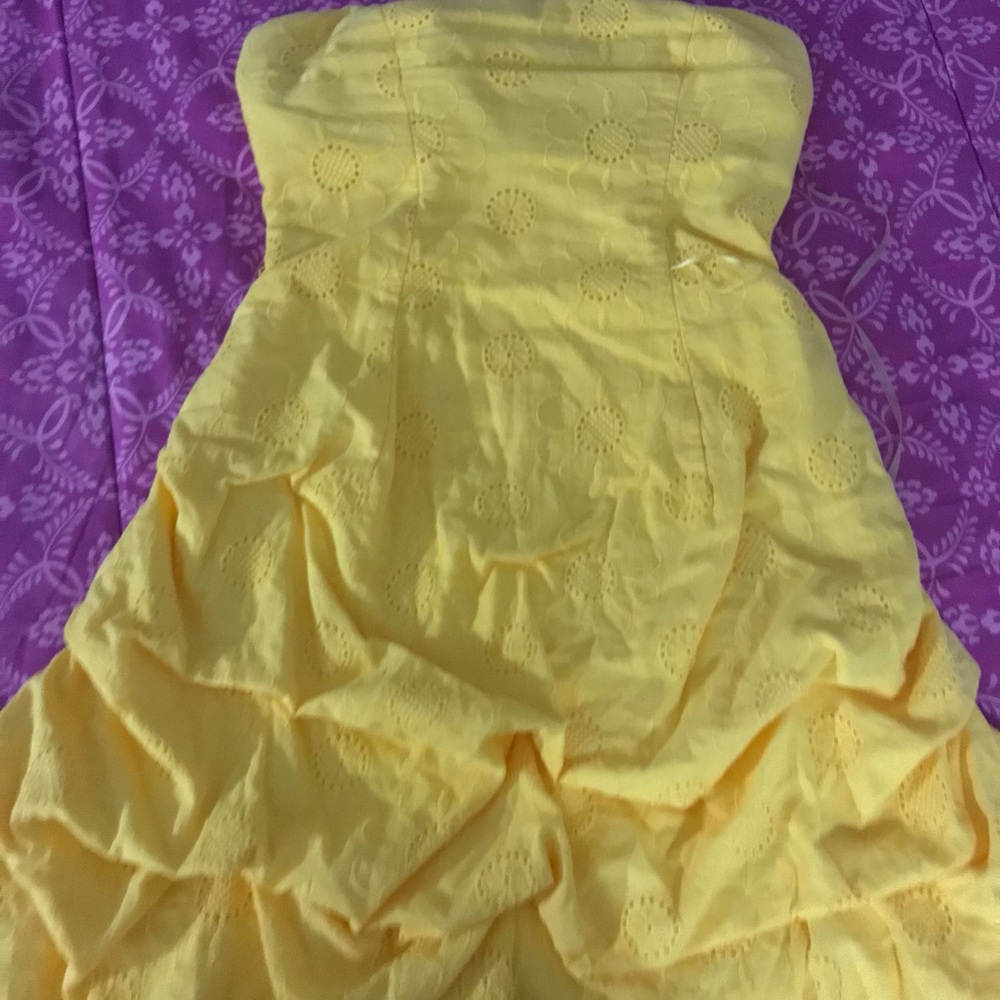 Pretty strapless dress